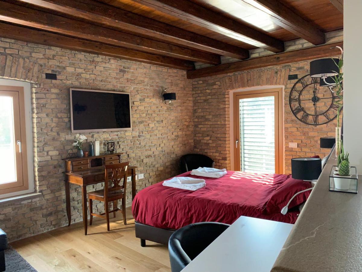 B&B La Corte Dei Vizi Clauiano Luaran gambar