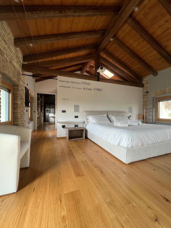 B&B La Corte Dei Vizi Clauiano Luaran gambar