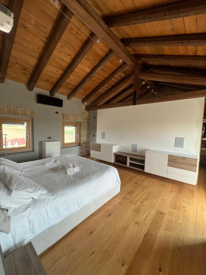 B&B La Corte Dei Vizi Clauiano Luaran gambar