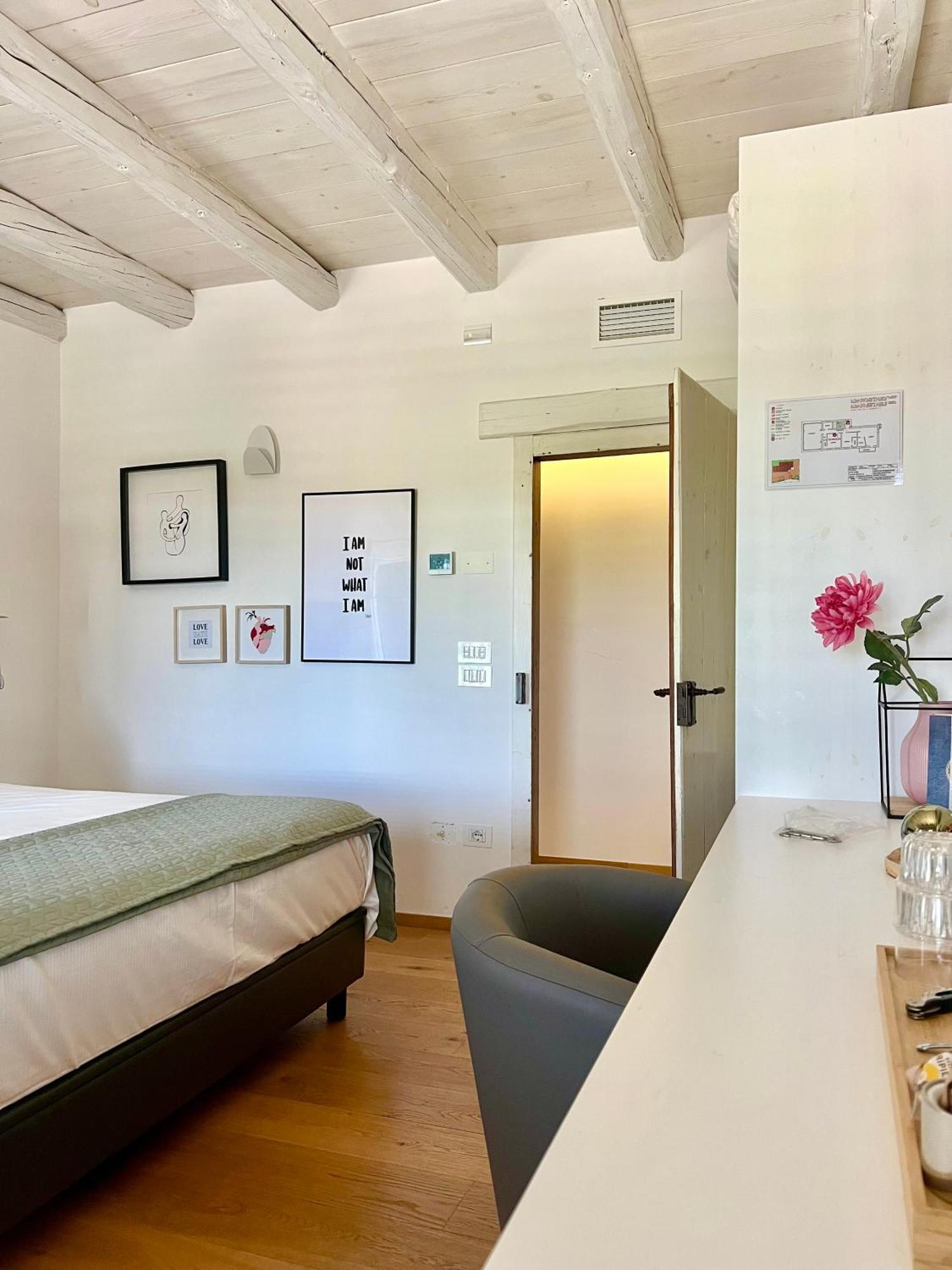 B&B La Corte Dei Vizi Clauiano Luaran gambar